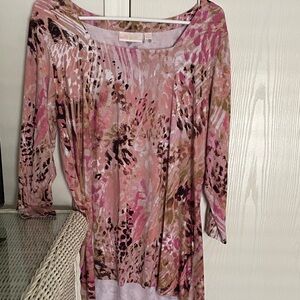 Tunic top size medium by Kim Gravelle seen on QVC